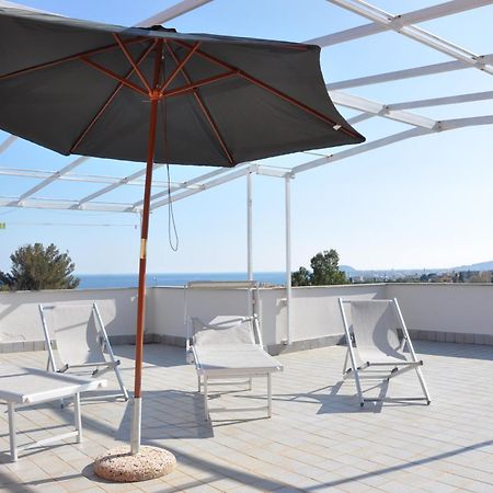 Villa Paolina Ceriale - App. 4 Posti 外观 照片